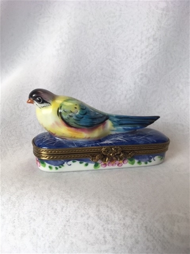 STUDIO COLLECTION - BIRDS ＆ BUTTERFLIES - LIMOGES BOX AUTHENTIC