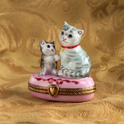 Picture of Limoges Mother and Baby Gray Cats on Pink Box
