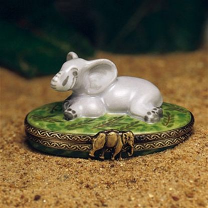 Picture of Limoges baby Elephant on Grass Box
