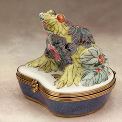 Picture of Limoges Chamart Tobacco Leaf Box