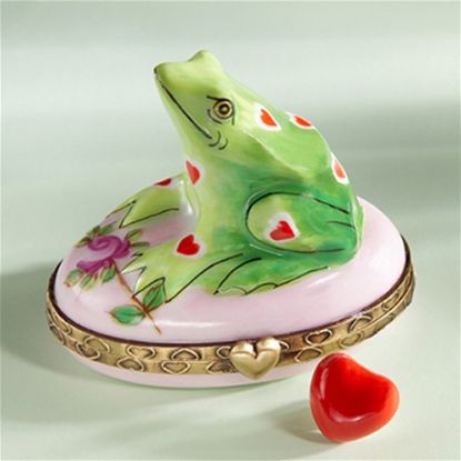 Picture of Limoges  Frog with Hearts Box and a Heart