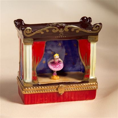 Picture of Limoges Ballerina on Stage Box