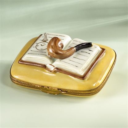 Picture of Limoges Pipe on Book Box