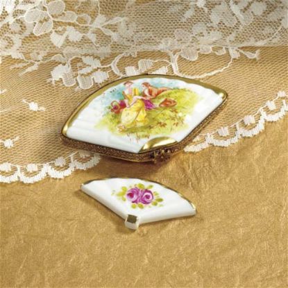 Picture of Limoges Romantic Couple Fan Box