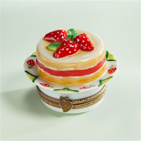 Picture of Limoges Strawberry Cream Cake Box