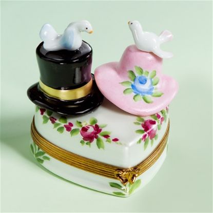Picture of Limoges Anniversary or Wedding Heart with Doves Box