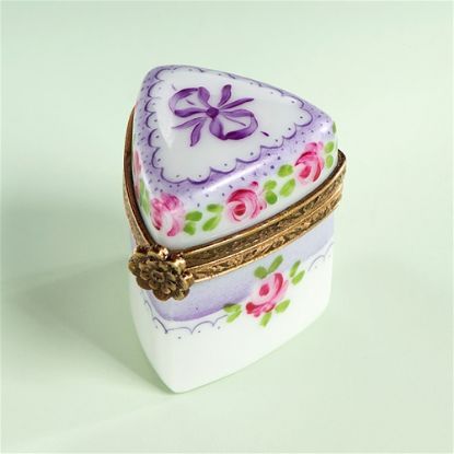 Picture of Limoges Antique Style Roses Tall Box with Purple Lace