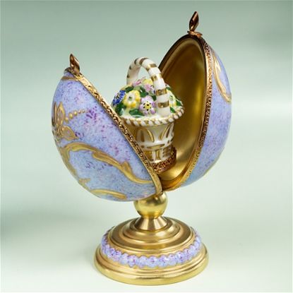Picture of Limoges Chamart Egg with Basket of Flowers Box