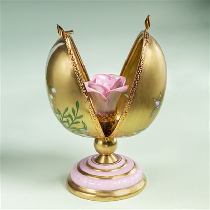 Picture of Limoges Chamart Gold Egg with Rose Box