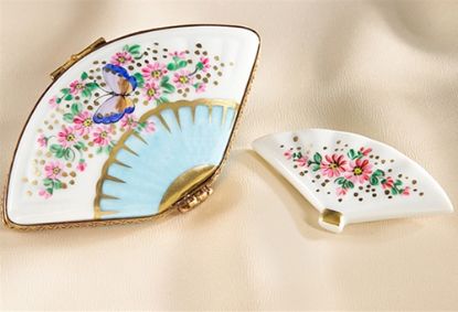 Picture of Limoges Fan with Butterfly Box
