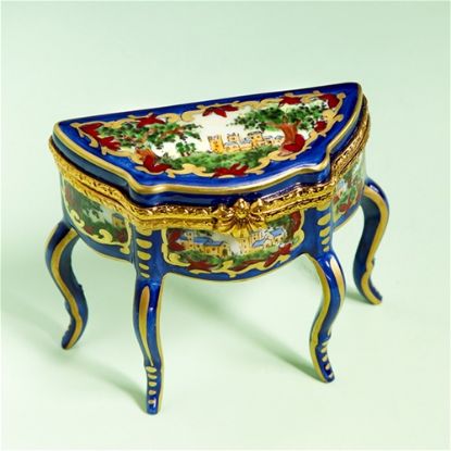 Picture of Limoges Louis XV Table Box