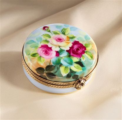 Picture of Limoges Museum Roses Round Box