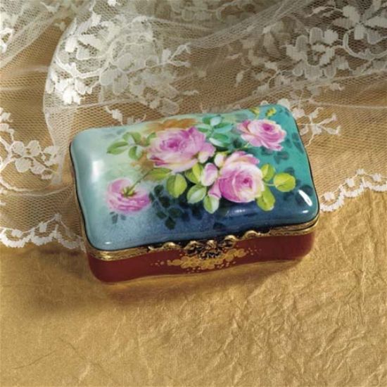 Picture of Limoges Romantic Roses Gold Leaf Box