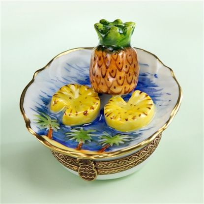 Picture of Limoges Pineapple Plate Box
