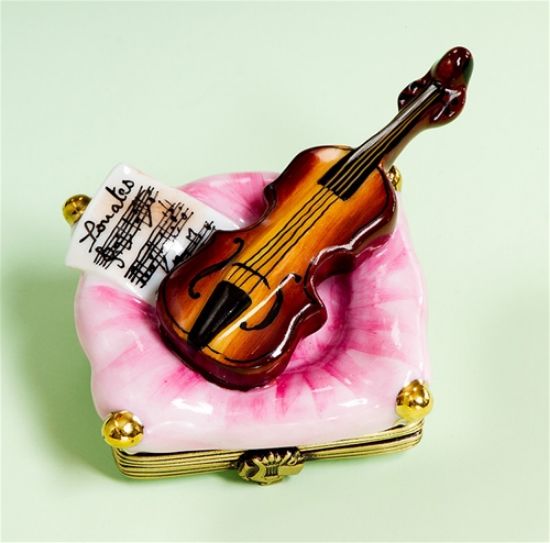 Picture of Limoges Concert Violin on Pink Pillow Box