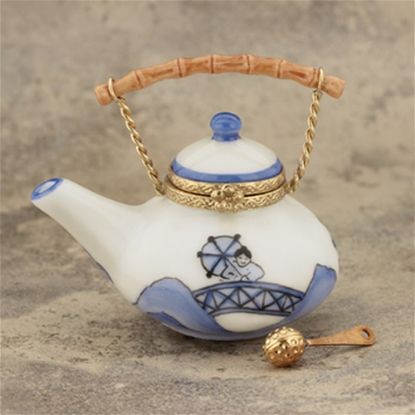 Picture of Limoges Oriental Blue Bamboo Teapot Box