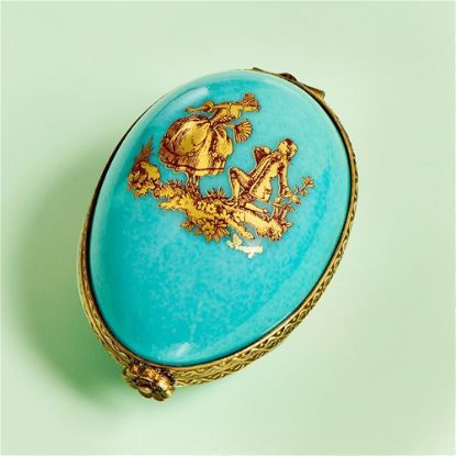 Picture of Limoges Turquoise Egg with Golde Couple Box