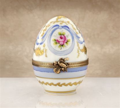 Picture of Limoges Ribbons and Roses 5" High Egg Box