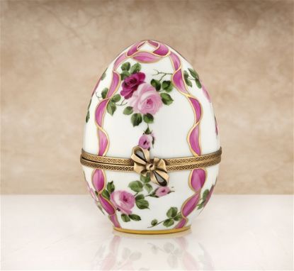 Picture of Limoges Pink Ribbons and Roses 5"High Egg 