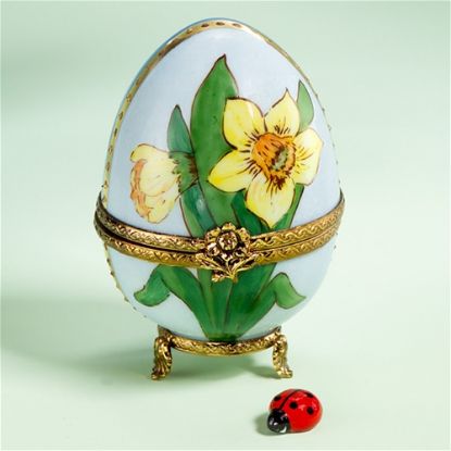 Picture of Limoges Daffodil Egg with Ladybug Box