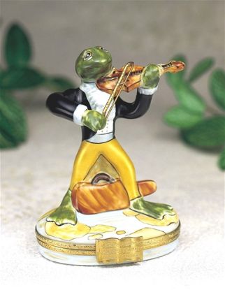 Picture of Limoges Fiddler Frog Box
