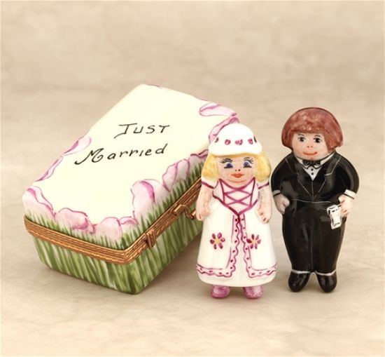 Picture of Limoges Just Married Wedding Couple Box