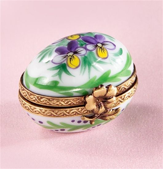 Picture of Limoges mini Egg with Pansies Box