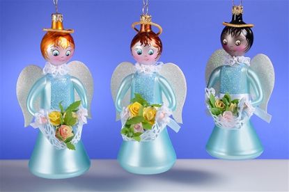 Picture of De Carlini Set of 3 Angels with Flowers Christmas Ornaments 