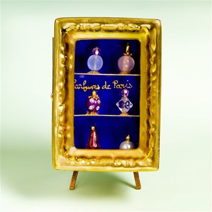 Picture of Limoges Perfumes on Display Case on Easel Box 