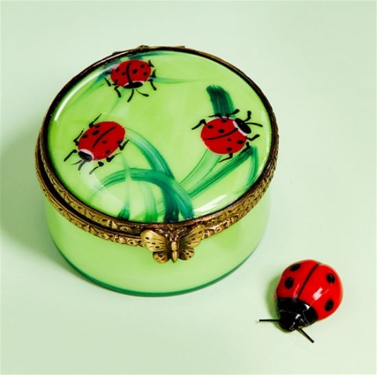 Picture of Limoges Ladybugs on Green Box with Ladybug