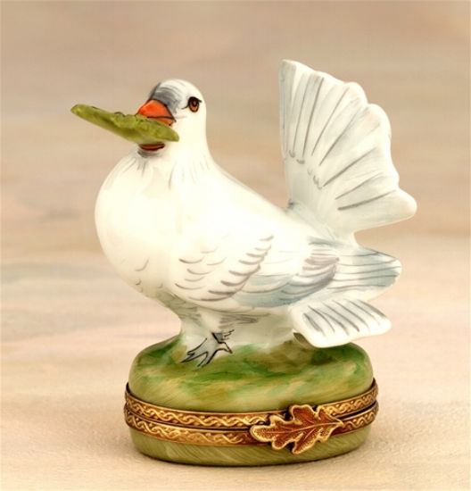 Picture of Limoges Peace Dove Box