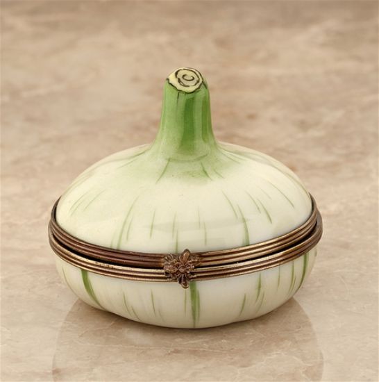 Picture of Limoges White Green Onion Box