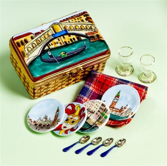 Picture of Limoges Venice Carnival Picnic Basket Box with Plates