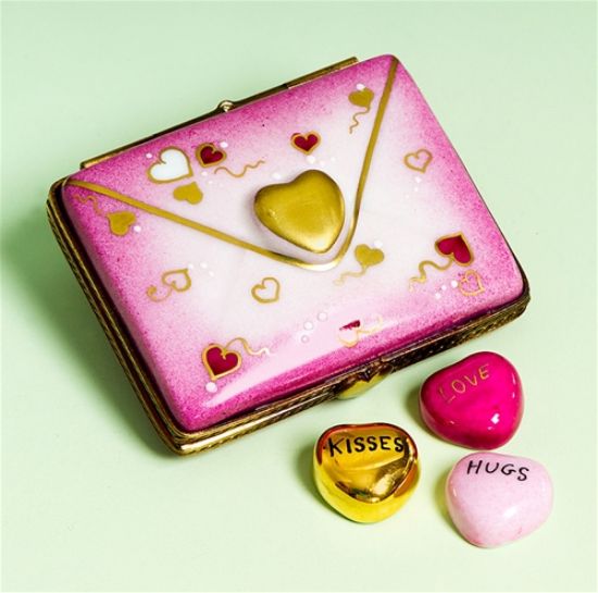 Picture of Limoges Pink  Envelope with 3 Hearts Box