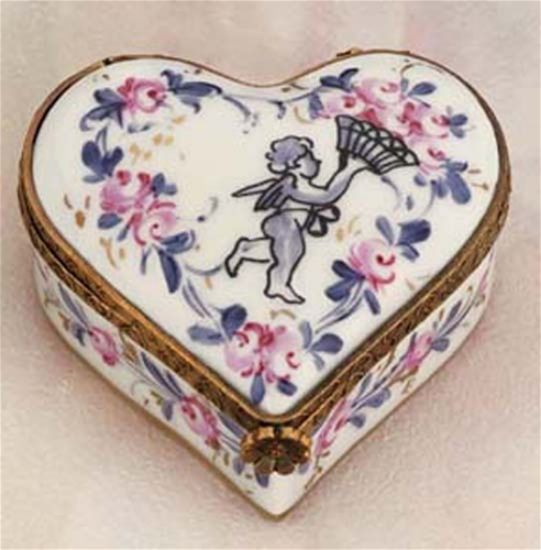 Picture of Limoges Cherub with Flowers Heart Box