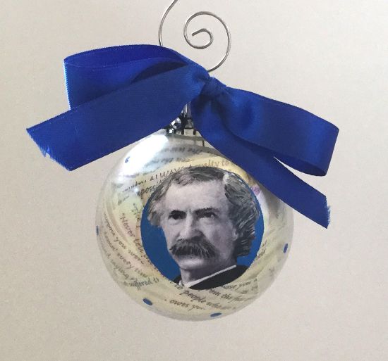 Picture of Mark Twain Glass Christmas Ornament