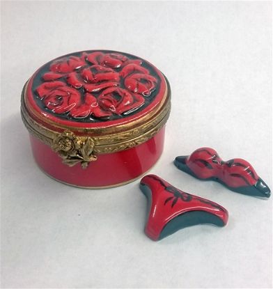 Picture of Limoges Red Roses Lingerie Box
