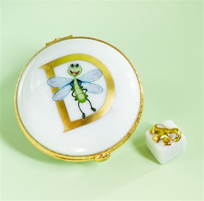 Picture of Limoges Daffofil D Box with Gift