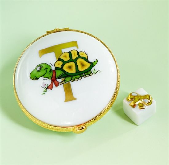 Picture of Limoges Turtle T Box with Gift