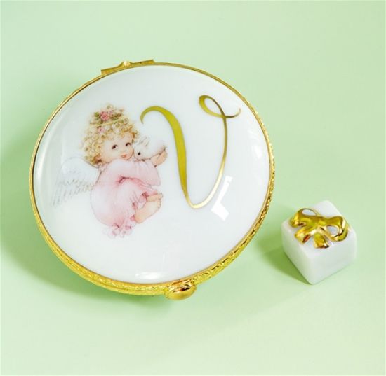 Picture of Limoges V Cherub Box with Gift