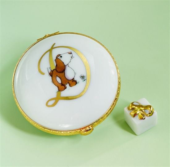 Picture of Limoges Dog D box with Gift