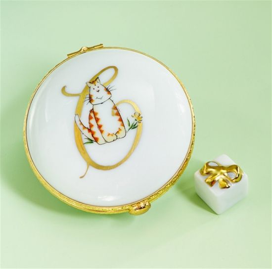 Picture of Limoges Cat C Box with Gift