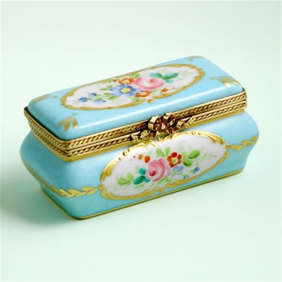 Picture of Limoges Imperial Turquoise and Gold Chest with Roses Box