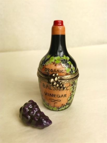 Picture of Limoges Organic Balsamic Vinegar Box with Grape  
