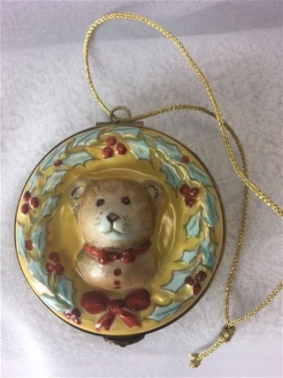 Picture of Limoges Teddy Wreath Ornament Box