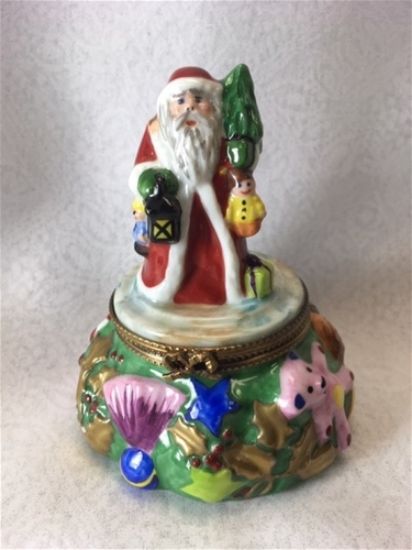Picture of Limoges Santa with Lantern and Tree Box