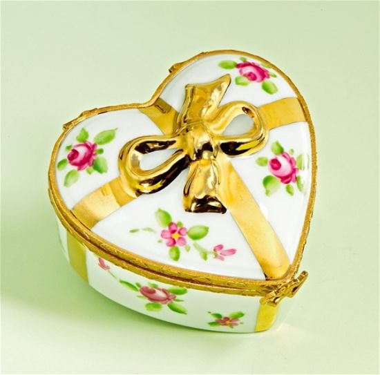 Picture of Limoges Darling Heart with Chocolate Box