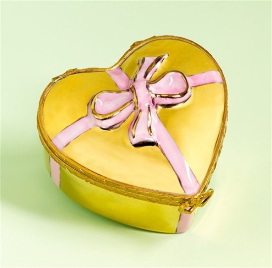 Picture of Limoges For You  Heart with Chocolates Box