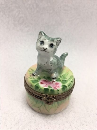 Picture of Limoges Mini Grey Cat in Garden with Roses Box