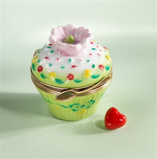 Picture of Limoges Pink Flower Cupcake with Sprinkles Box with heart
